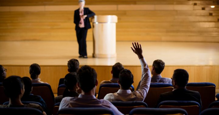 ¿Cómo se organiza un congreso?